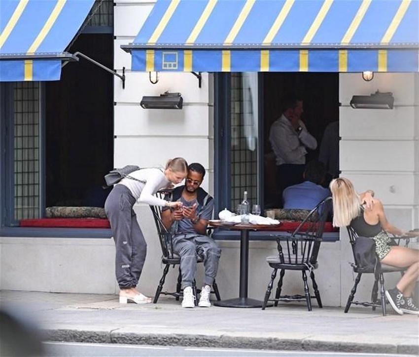 Eşini, kendinden 14 yaş küçük modelle aldatmıştı! Patrice Evra bu kez...