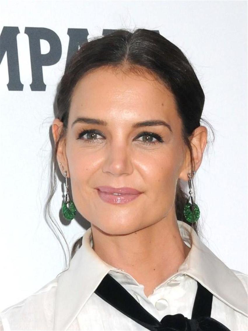 Katie Holmes: Dünya değişti,iyi insanlar olmaya başladık