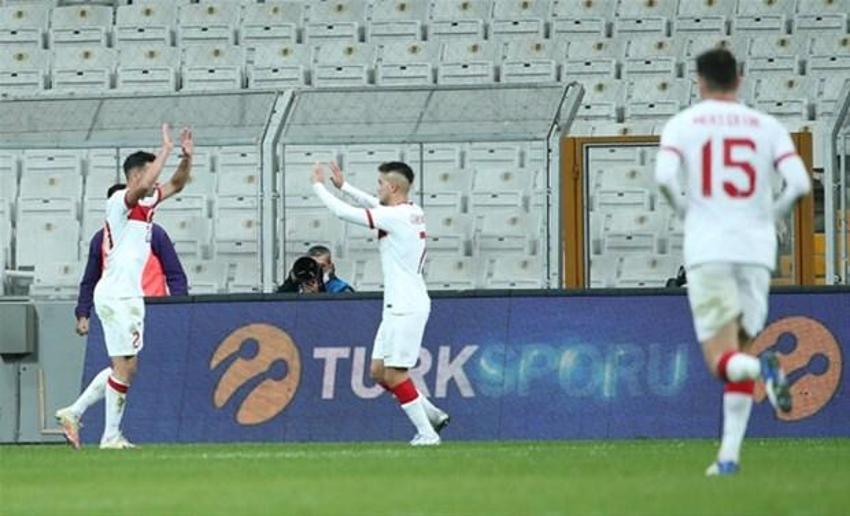 Milli maç sonrası Deniz Türüç olay oldu! 'Hasan Şaş...'