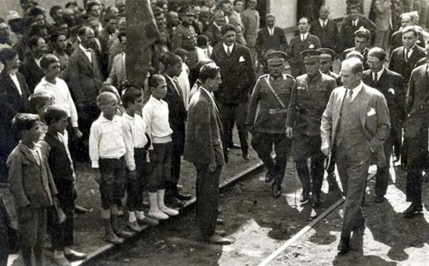 Atatürk'ün arşivlerden çıkan son fotoğrafları!