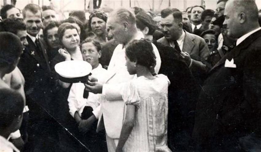 Atatürk'ün arşivlerden çıkan son fotoğrafları!