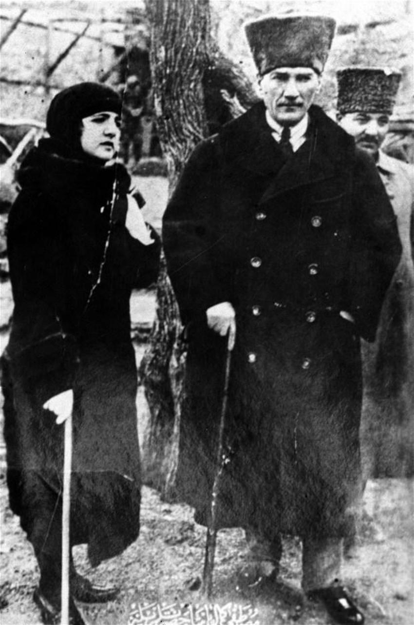 Atatürk'ün arşivlerden çıkan son fotoğrafları!