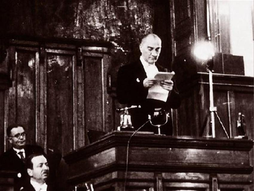 Atatürk'ün arşivlerden çıkan son fotoğrafları!