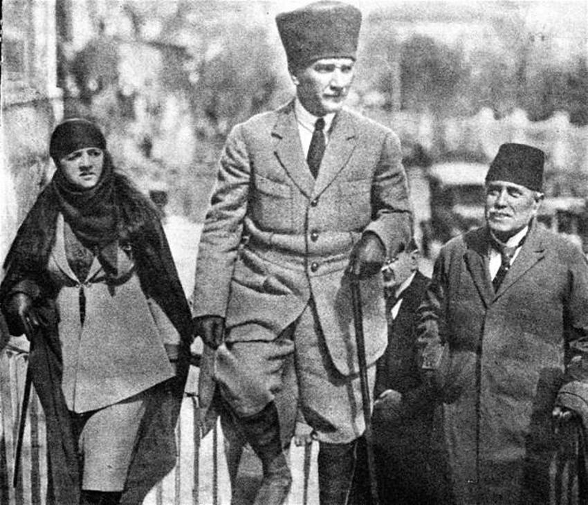 Atatürk'ün arşivlerden çıkan son fotoğrafları!