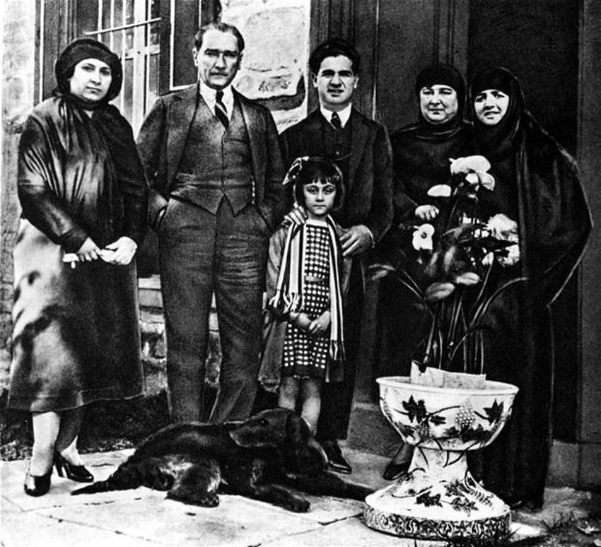 Atatürk'ün arşivlerden çıkan son fotoğrafları!