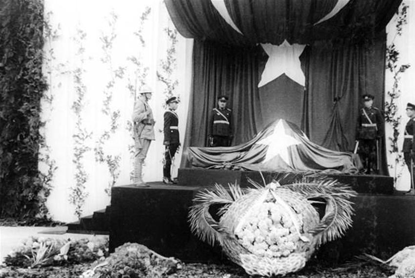 Atatürk'ün arşivlerden çıkan son fotoğrafları!