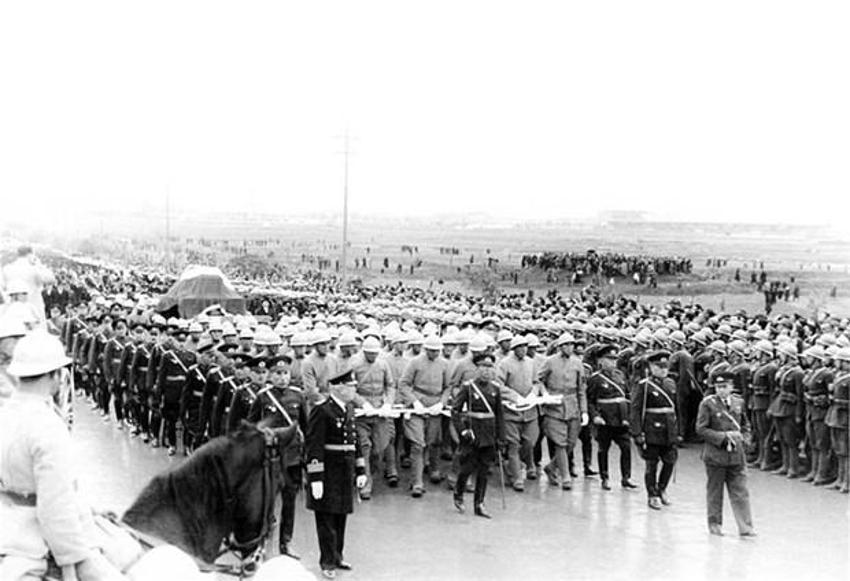 Atatürk'ün arşivlerden çıkan son fotoğrafları!