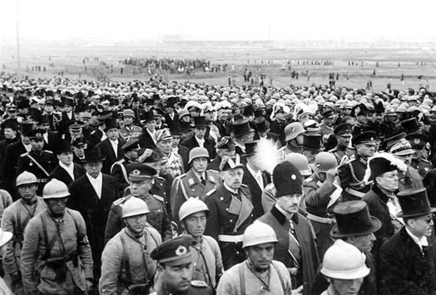 Atatürk'ün arşivlerden çıkan son fotoğrafları!