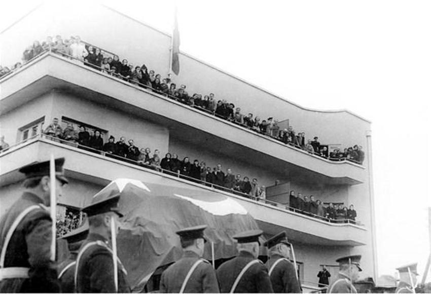 Atatürk'ün arşivlerden çıkan son fotoğrafları!