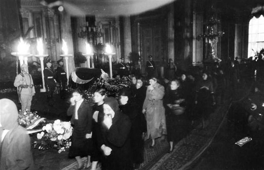 Atatürk'ün arşivlerden çıkan son fotoğrafları!