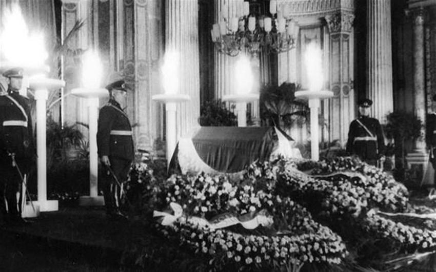 Atatürk'ün arşivlerden çıkan son fotoğrafları!
