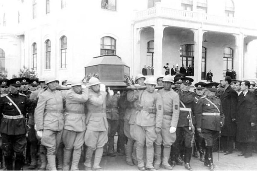Atatürk'ün arşivlerden çıkan son fotoğrafları!