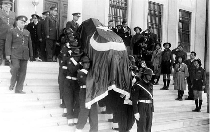 Atatürk'ün arşivlerden çıkan son fotoğrafları!