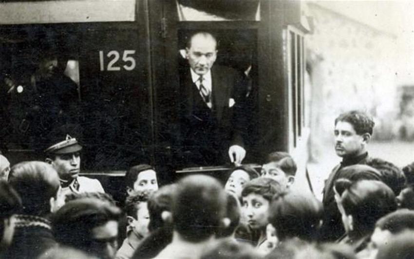 Atatürk'ün arşivlerden çıkan son fotoğrafları!