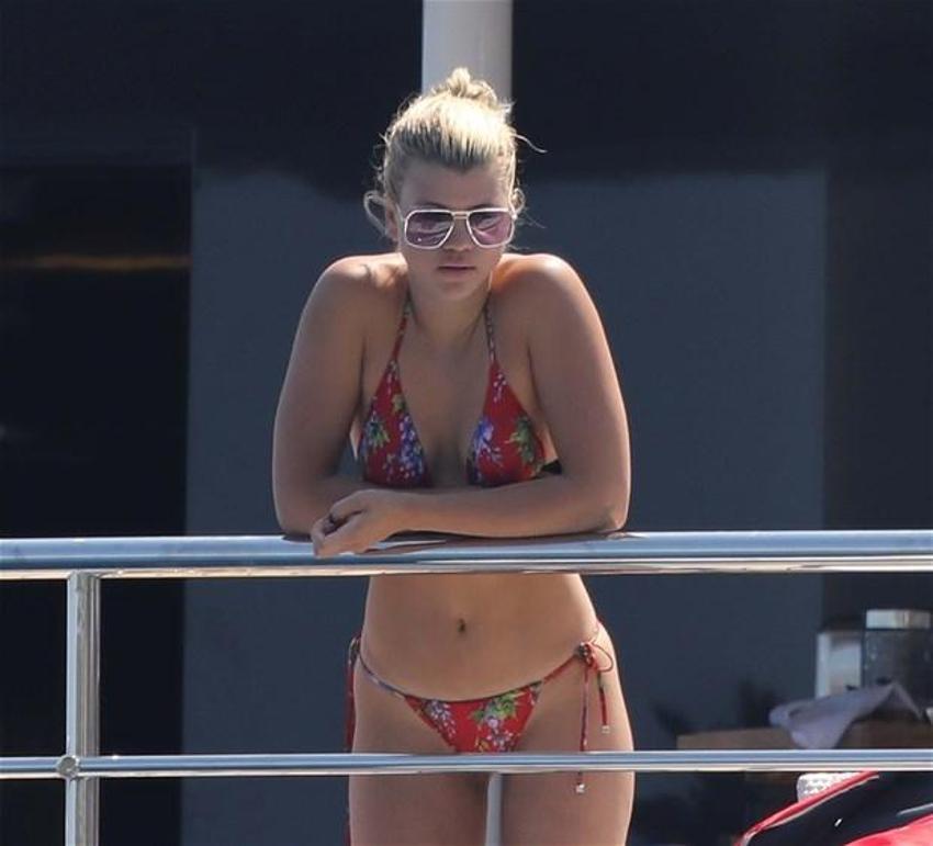 Sofia Richie yeni sevgilisiyle romantik anlar yaşadı