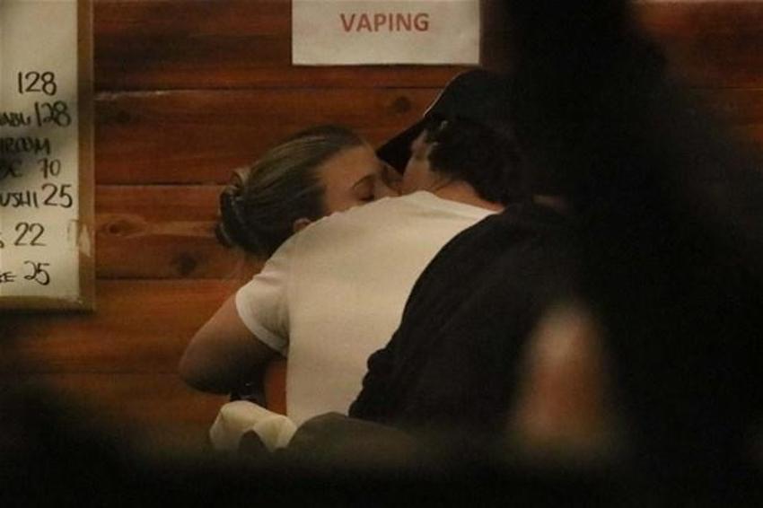 Sofia Richie yeni sevgilisiyle romantik anlar yaşadı