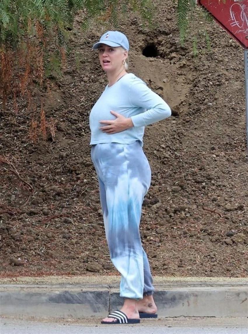 Katy Perry yeni yaşına böyle girdi!