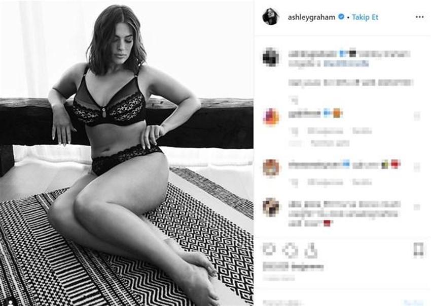 Ashley Graham ayna karşısında çırılçıplak!