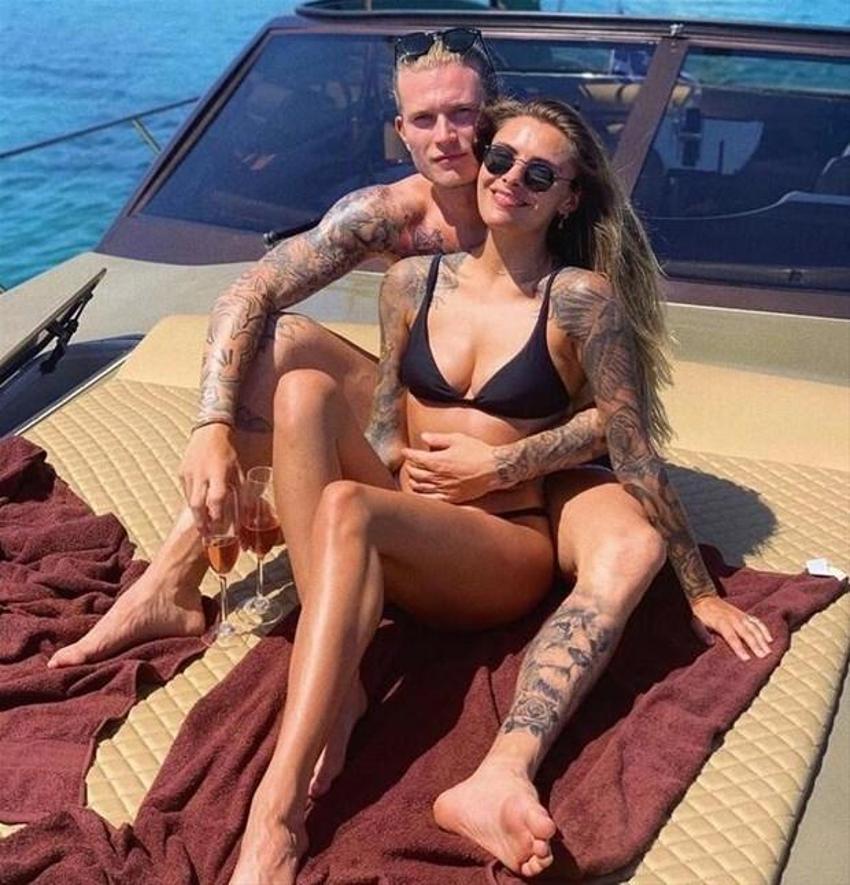 Loris Karius'un sevgilisi Sophia Thomalla yeni mesleği ile şaşırttı!