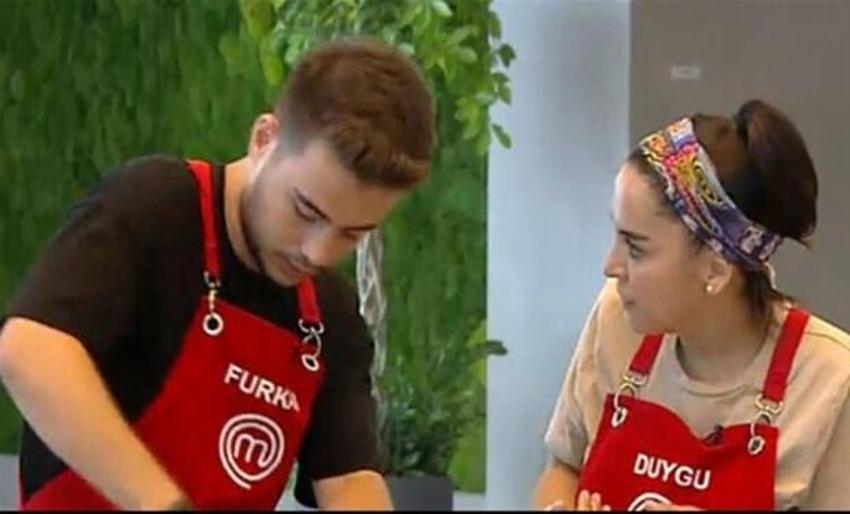 MasterChef Duygu şaşırttı! Beni aldattı dediği nişanlısıyla...