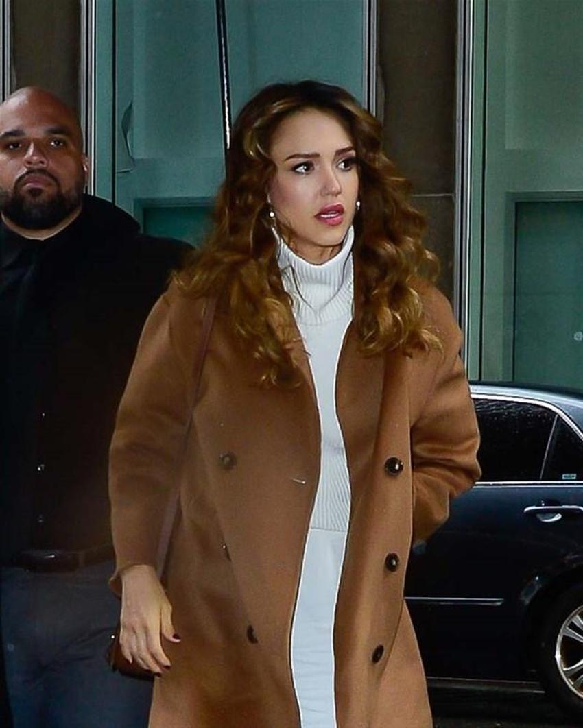 Jessica Alba kendisine koyulan set kurallarını anlattı!