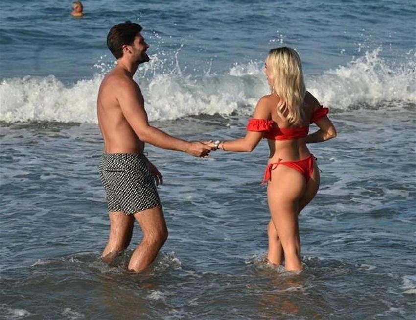 Amber Turner'ın aşk tatili!