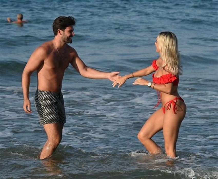 Amber Turner'ın aşk tatili!