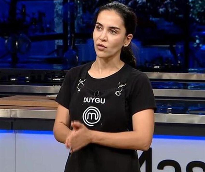 Masterchef'te Duygu Acarsoy'dan şaşırtan itiraf: Yemeği bilerek kötü yaptım
