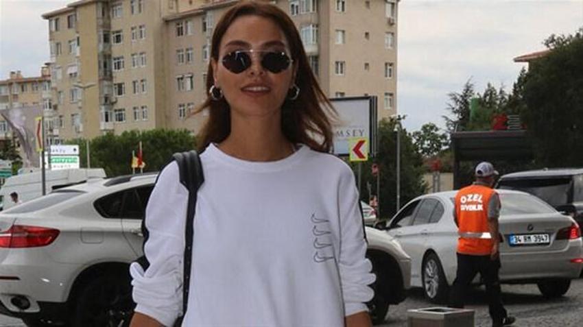 Hazal Filiz Küçükköse eski sevgilisine geri döndü!