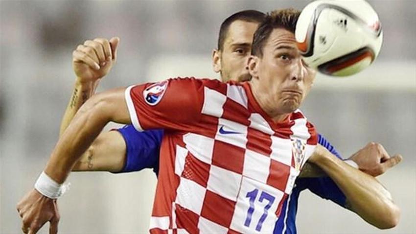 Fenerbahçe ve Beşiktaş'ın istediği Mario Mandzukic'in transferini duyurdular!