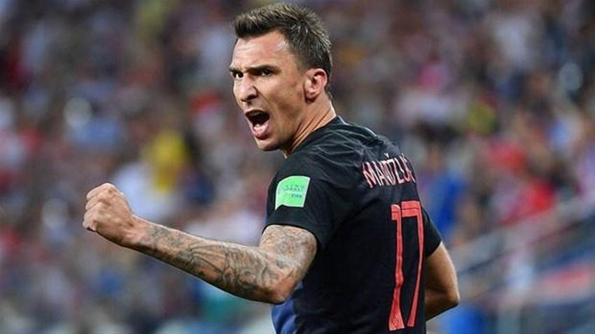 Fenerbahçe ve Beşiktaş'ın istediği Mario Mandzukic'in transferini duyurdular!