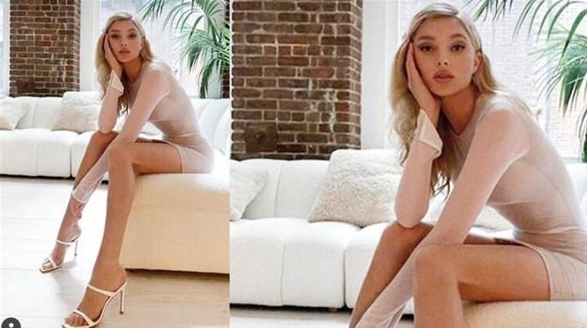 Elsa Hosk güzel haberi çıplak pozla duyurdu!