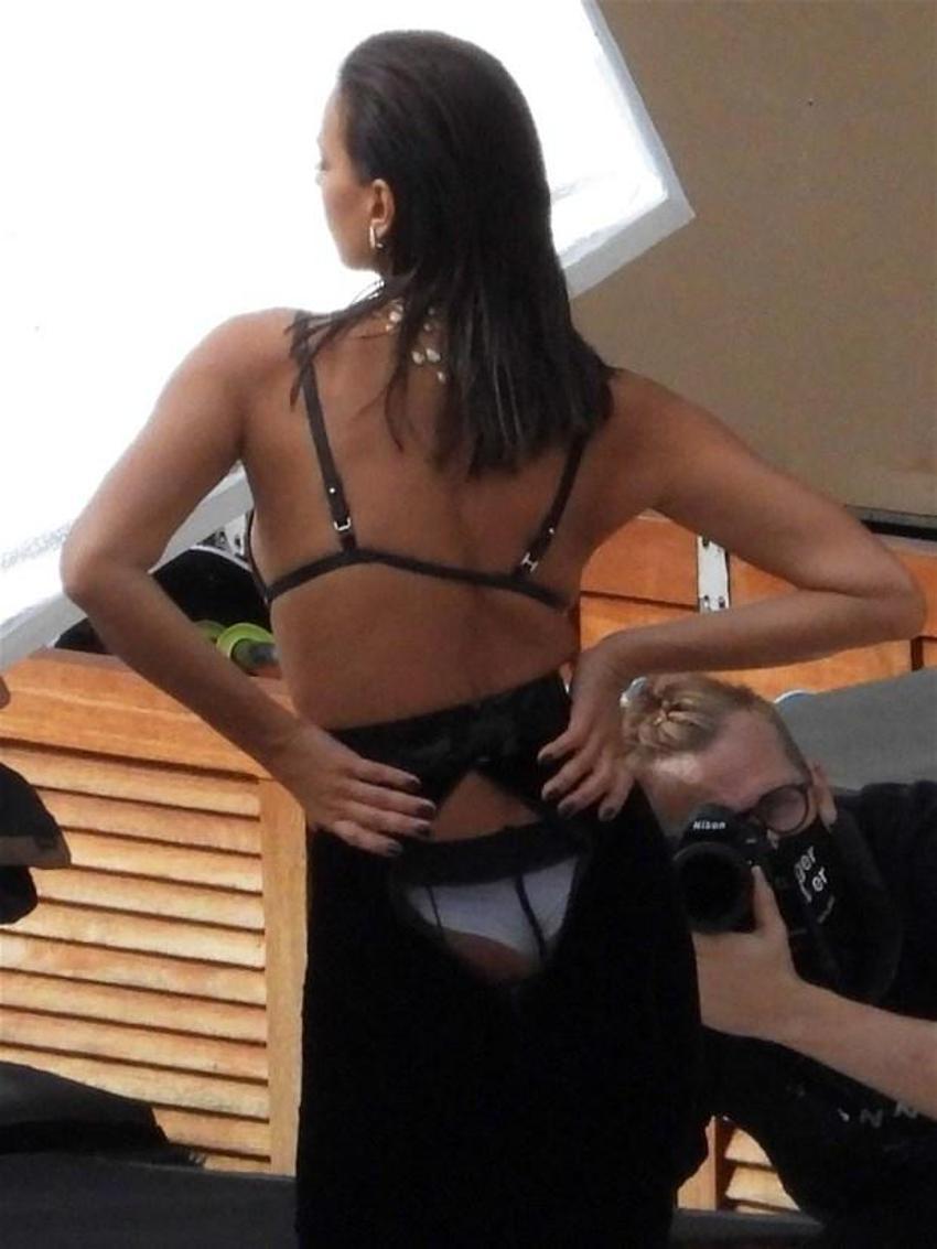 Irina Shayk dergi için poz verdi!