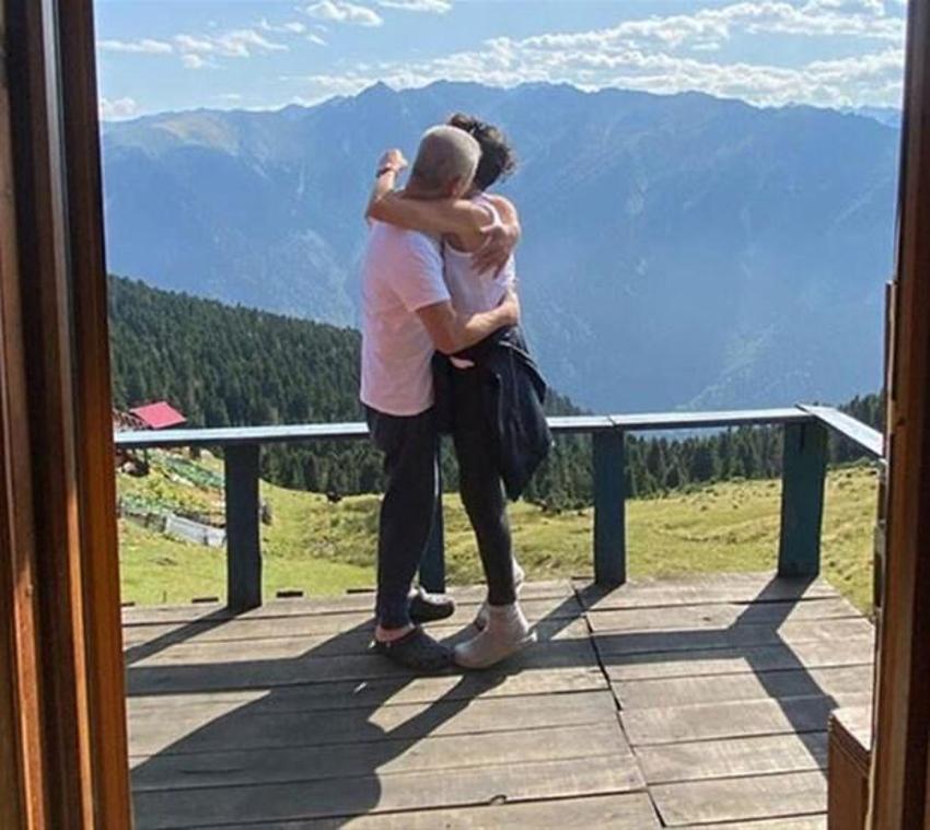 Levent Yüksel ile eşi Özlem Öztürk'ten aşk pozu