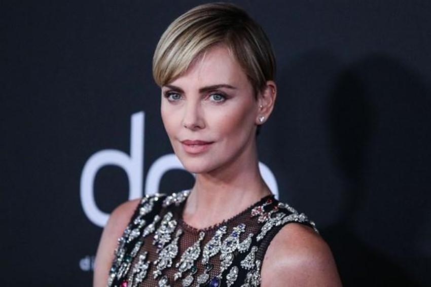 Charlize Theron: Beş yıldır sevgilim yok