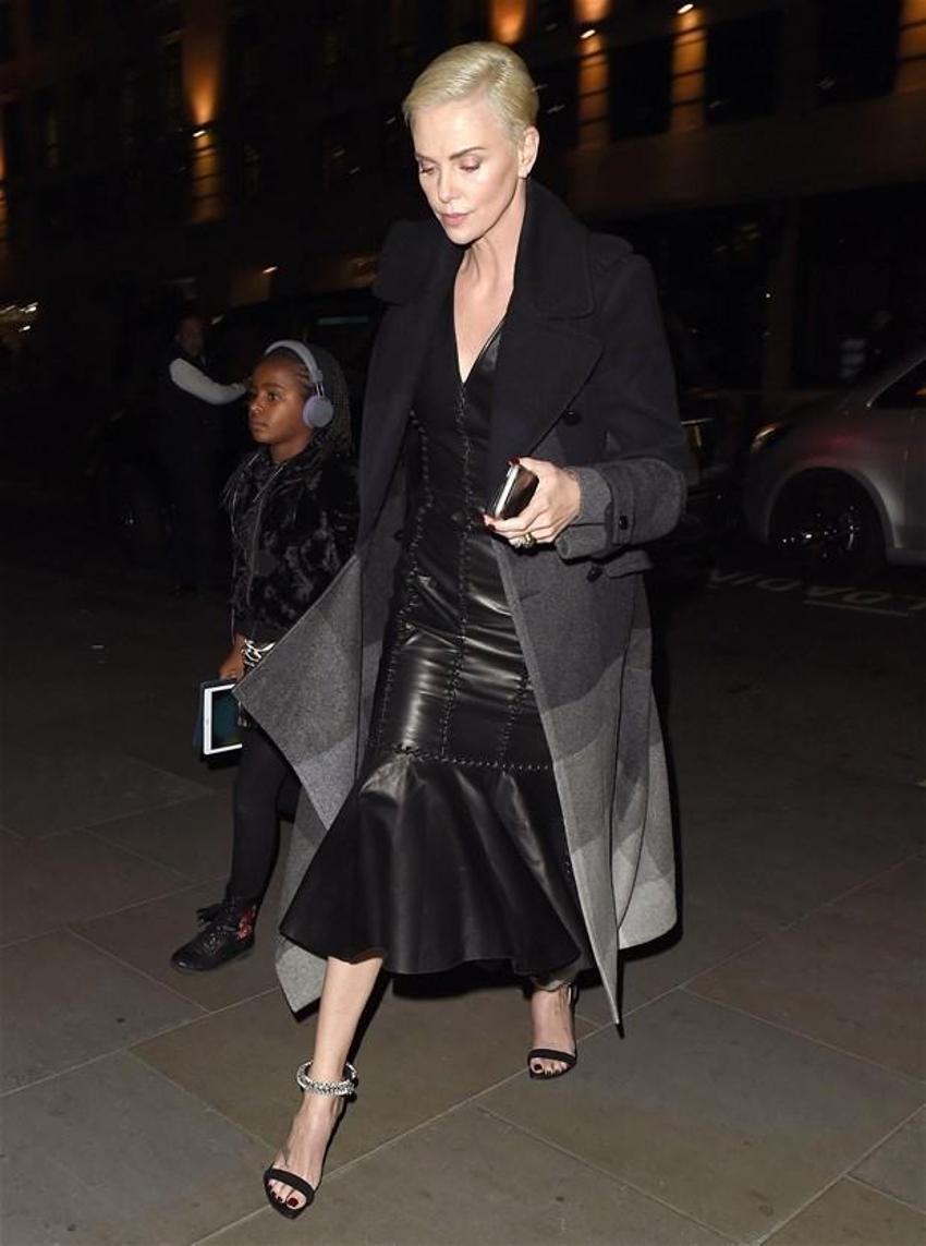 Charlize Theron: Beş yıldır sevgilim yok