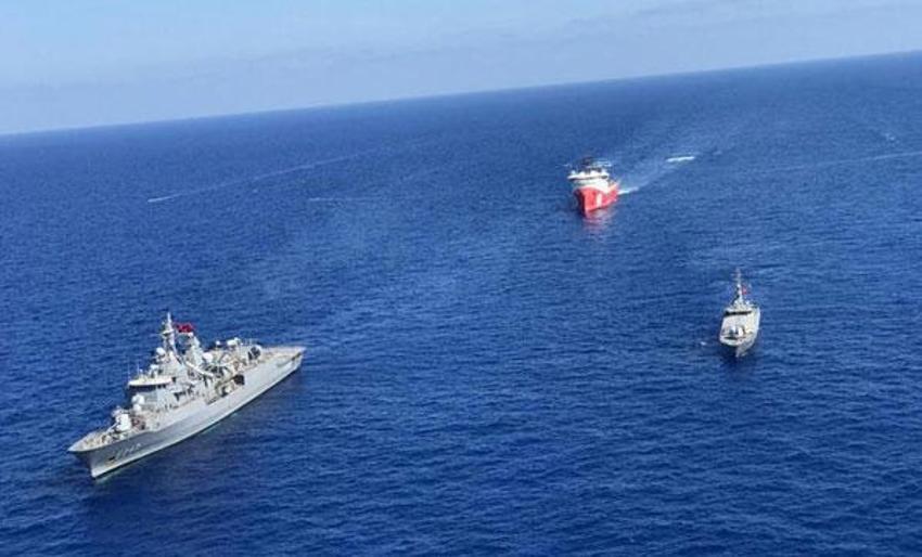 Doğu Akdeniz'de peş peşe hamleler! Savaş tehdidi...