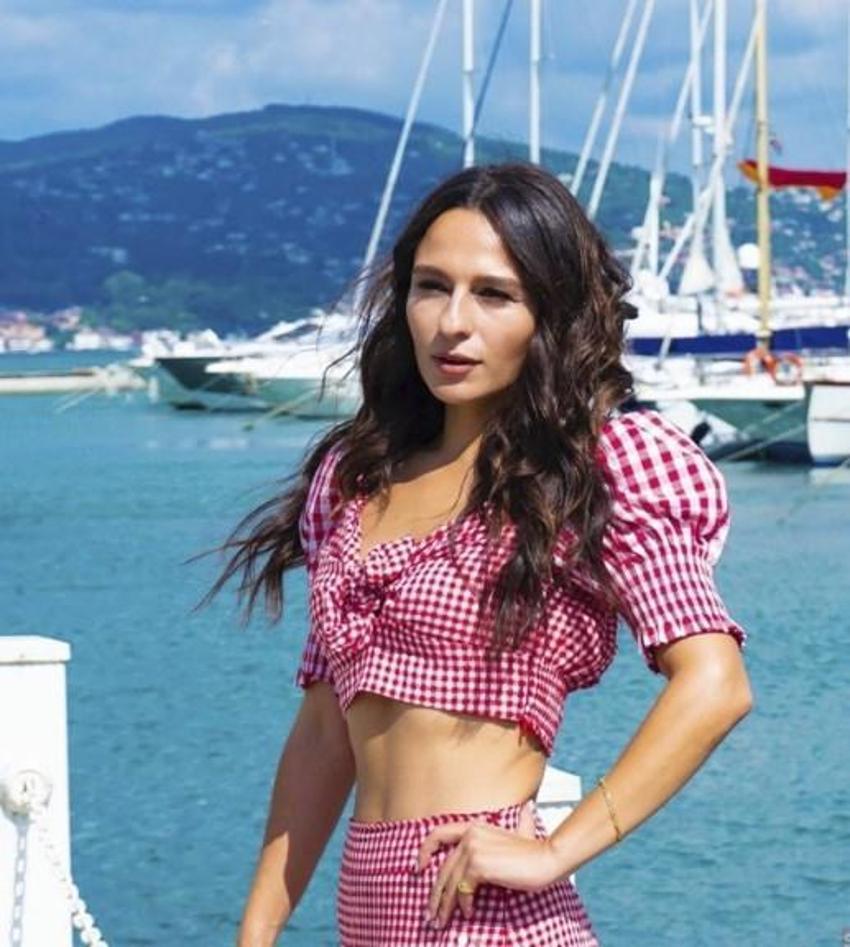 Bir Zamanlar Çukurova'nın Saniye'si Selin Yeninci'yi hiç böyle görmediniz!
