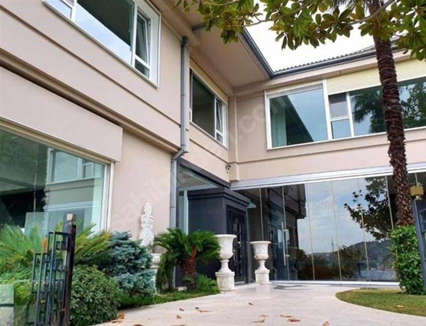 Feryal Gülman, Bebek'teki yalısını satışa çıkardı! İşte fiyatı...