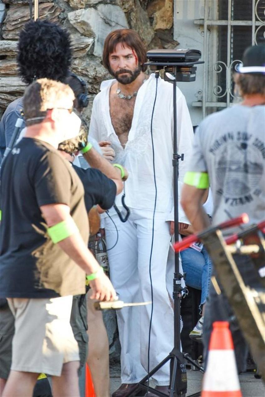 Bradley Cooper yeni filminin çekimlerinde görüntülendi