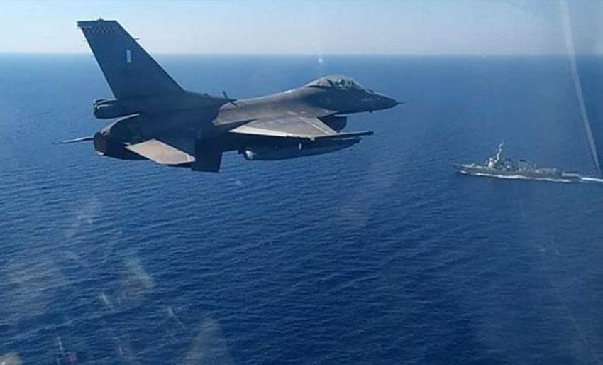 Türk savaş uçakları Yunan jetlerinin önünü kesti! Akdeniz'de kritik olay...