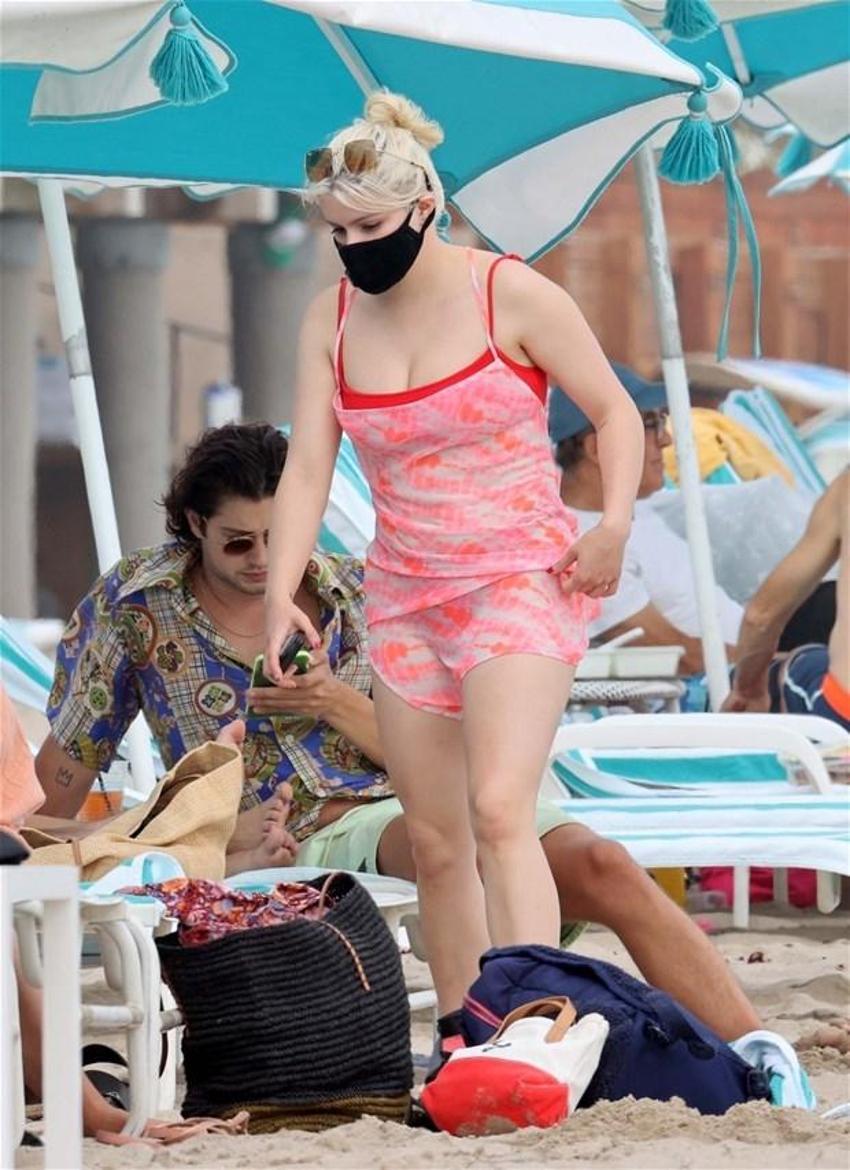 Ariel Winter koronavirüsten böyle korundu!