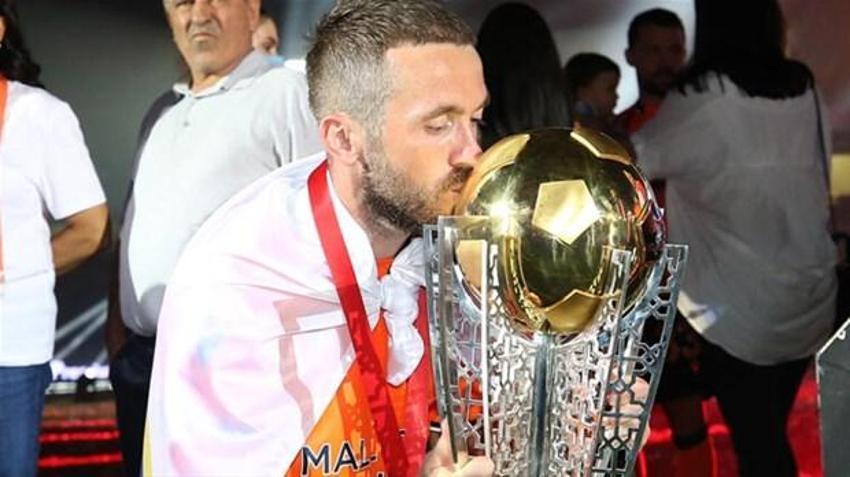 Emre Belözoğlu'ndan sürpriz görüşme! Bomba transfer...