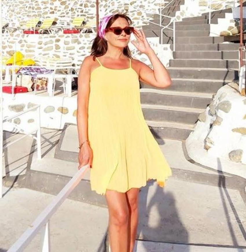 57'lik Yeşilçam yıldızı Aydan Şener dediğini yaptı! Bikinili pozu...