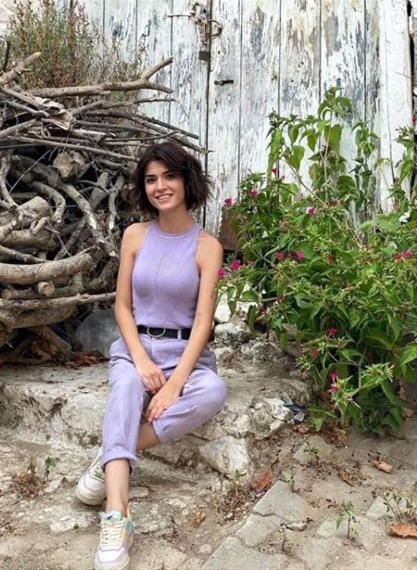 Eski gelin adayı Hanife Gürdal'ın kız kardeşi Hamide Gürdal pozları olay oldu!