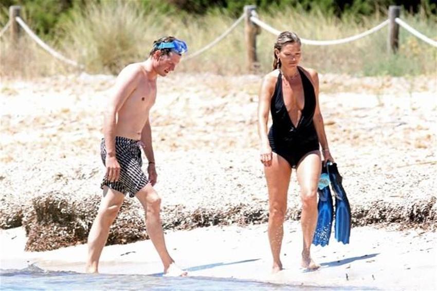Kate Moss ve kızı tatilde görüntülendi