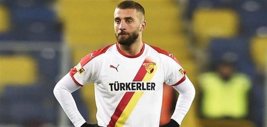 Galatasaray ve Fenerbahçe'nin gündeminde! Alpaslan Öztürk'ün menajeri açıkladı