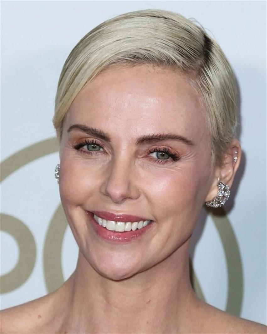 Charlize Theron: Bir erkeğe ihtiyacım yok