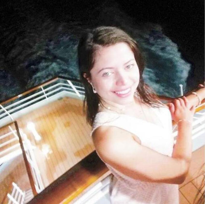 Rezaletin sınırı yok: Fuhuş çetesi lideri tutuklanacağını anlayınca otel lobisinde soyundu!