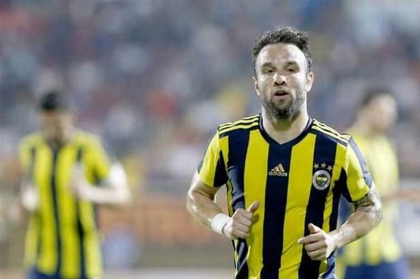 "Fenerbahçe Mathieu Valbuena'yı göndermekle hata yaptı"